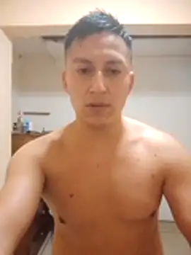 Snapshot of LuisMex1998 chatting on November 19, 4:23 am LuisMex1998 online show from November 19, 4:23 am