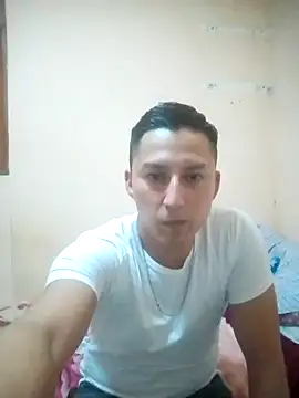 Snapshot of LuisMex1998 chatting on November 29, 1:52 am LuisMex1998 online show from November 29, 1:52 am