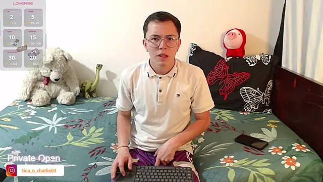 Tina 4 Charlie online show from October 13, 2:17 pm