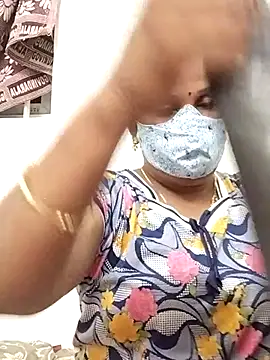 Snapshot of Tamil_Aathira chatting on March 16, 11:04 pm Tamil Aathira online show from March 16, 11:04 pm