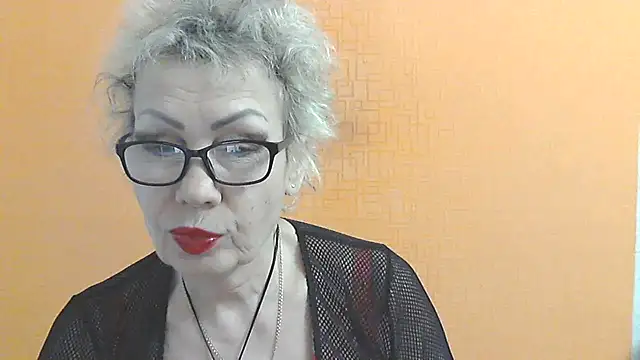 NessyJenixs online show from February 18, 1:51 pm