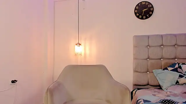 Snapshot of Tylerdrdn chatting on November 14, 7:07 am Tylerdrdn online show from November 14, 7:07 am