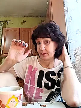 Snapshot of Laura_Kiss chatting on November 16, 10:21 am Laura Kiss online show from November 16, 10:21 am