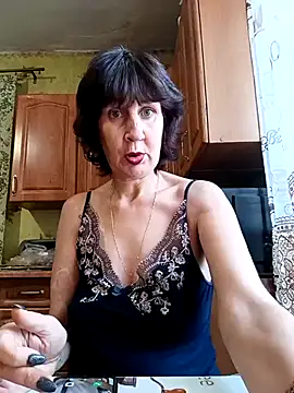 Snapshot of Laura_Kiss chatting on November 21, 11:09 am Laura Kiss online show from November 21, 11:09 am