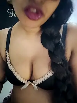 Sexy-Monikaa online show from February 23, 3:45 am