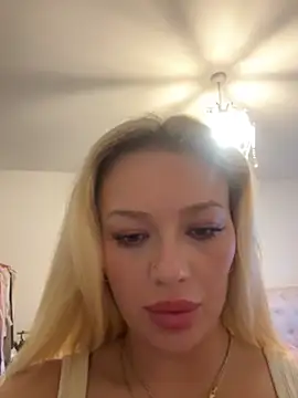 blissdimicco online show from October 12, 4:17 pm