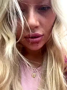 blissdimicco online show from November 12, 11:10 am