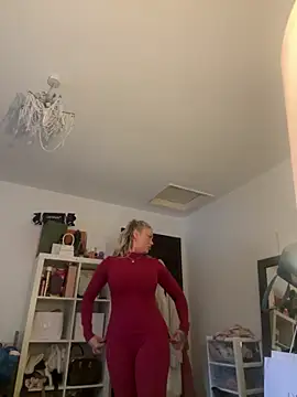 blissdimicco online show from February 5, 11:48 am