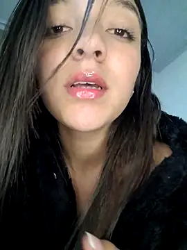 Briannasweeth17 online show from March 18, 12:05 am