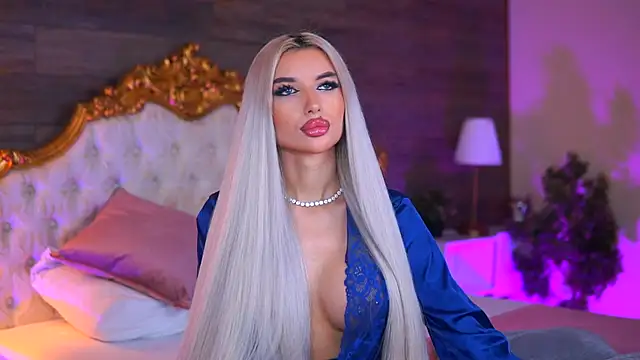 Juicy Jessye online show from December 13, 8:47 pm