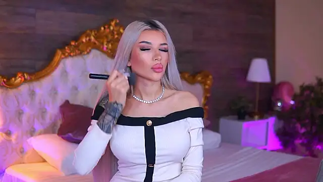 Snapshot of Juicy_Jessye chatting on February 23, 8:50 pm Juicy Jessye online show from February 23, 8:50 pm