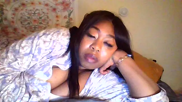 angeliquebelcali online show from November 9, 6:01 am