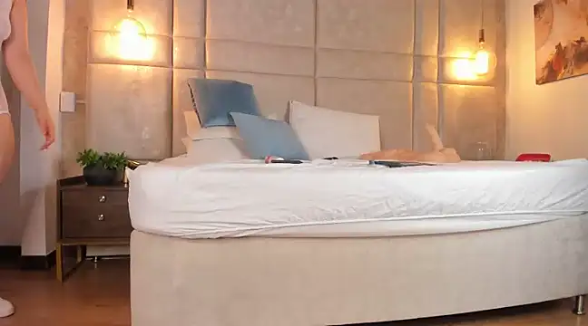 Snapshot of Mara_Torres1 chatting on January 29, 11:46 pm Mara Torres1 online show from January 29, 11:46 pm