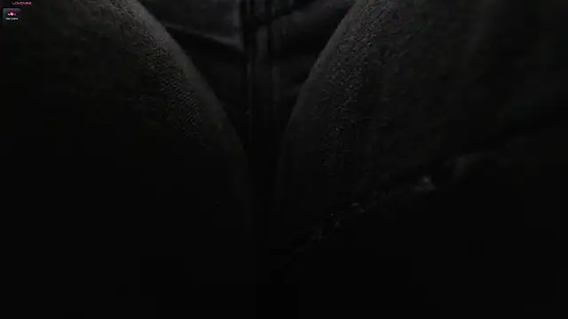 Snapshot of Frida_1982 chatting on March 4, 7:01 pm Frida 1982 online show from March 4, 7:01 pm