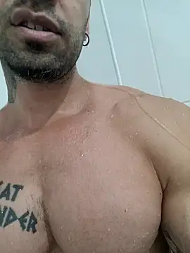 badbrown online show from March 18, 4:04 am