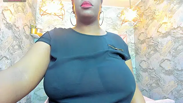 nefertiti ebony online show from April 11, 8:18 am