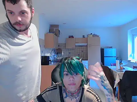 Snapshot of serena__vedette chatting on January 26, 3:47 pm serena vedette online show from January 26, 3:47 pm