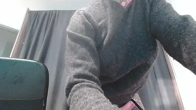 Snapshot of serena__vedette chatting on November 10, 9:41 am serena vedette online show from November 10, 9:41 am