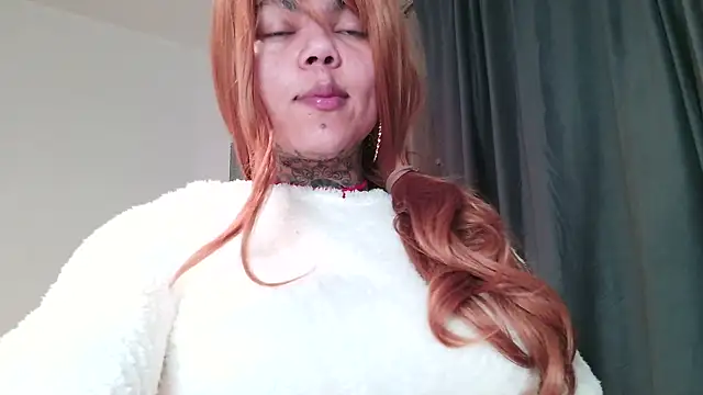 Snapshot of serena__vedette chatting on December 14, 7:51 pm serena vedette online show from December 14, 7:51 pm