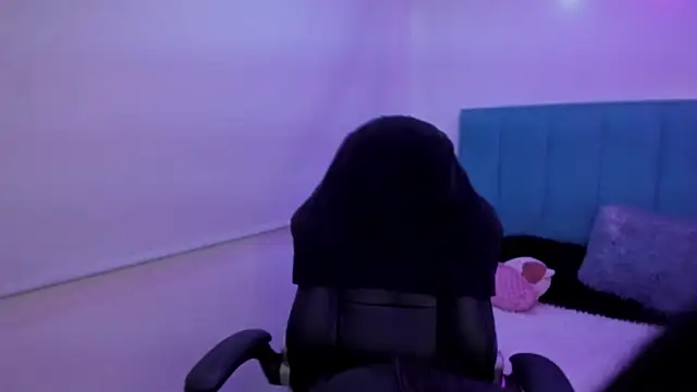 Belinda Braund online show from September 22, 2:08 pm