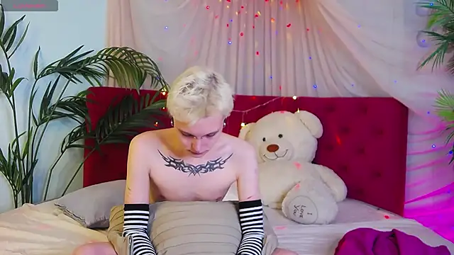 Snapshot of DemianEnglen chatting on January 29, 11:56 pm DemianEnglen online show from January 29, 11:56 pm