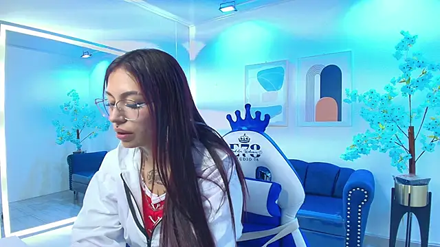 Charlotte ethan online show from November 14, 4:00 am