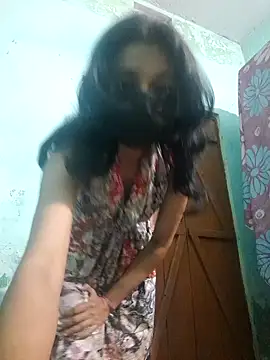 Snapshot of Bong-lady chatting on February 7, 8:11 am Bong-lady online show from February 7, 8:11 am