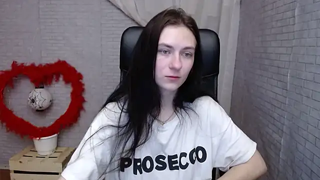 Snapshot of AmandaJi_ chatting on March 6, 7:36 am AmandaJi  online show from March 6, 7:36 am