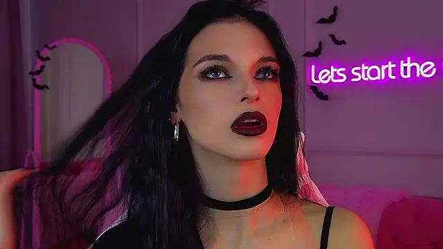 Snapshot of BeverlyMost chatting on November 2, 6:27 am BeverlyMost online show from November 2, 6:27 am