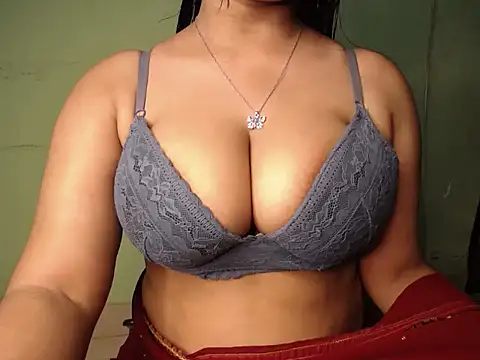 Saanviraa online show from February 8, 5:40 am