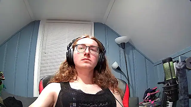 awe-manda online show from January 25, 1:32 am