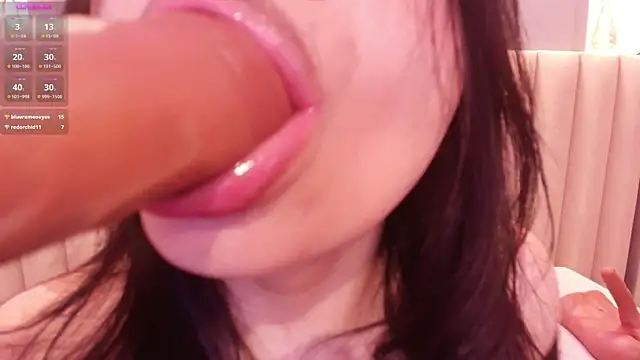 Naomymonroe  online show from November 23, 5:24 pm