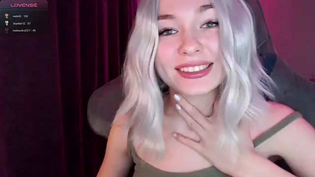 Snapshot of Ohmy_Nora_ chatting on February 21, 5:13 am Ohmy Nora  online show from February 21, 5:13 am