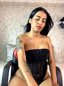 Snapshot of genesissara chatting on September 15, 10:43 pm genesissara online show from September 15, 10:43 pm