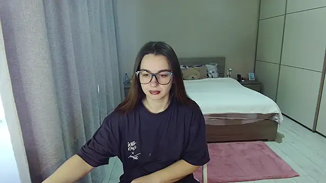 singletrouble online show from March 17, 5:22 am