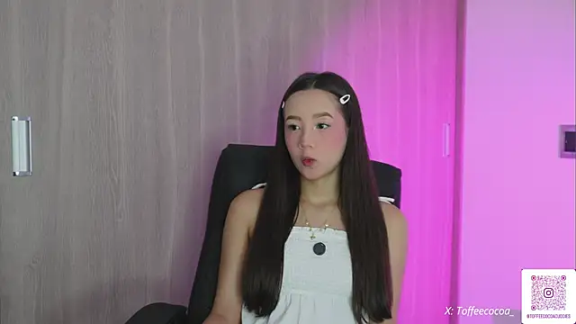 Snapshot of sophi_lii chatting on September 15, 5:13 pm sophi lii online show from September 15, 5:13 pm