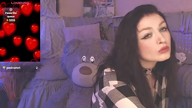Snapshot of BritneyBarker chatting on January 31, 3:52 am BritneyBarker online show from January 31, 3:52 am