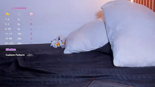 Snapshot of Jeremmy_Love chatting on November 14, 9:13 pm Jeremmy Love online show from November 14, 9:13 pm