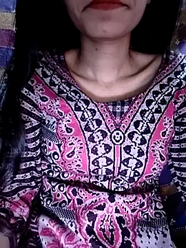 Snapshot of cute_IndianBabe chatting on February 26, 3:32 am cute IndianBabe online show from February 26, 3:32 am