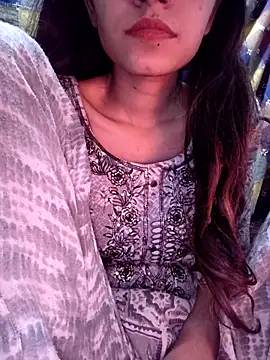 Snapshot of cute_IndianBabe chatting on March 2, 12:53 am cute IndianBabe online show from March 2, 12:53 am