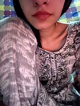 Snapshot of cute_IndianBabe chatting on March 2, 3:56 am cute IndianBabe online show from March 2, 3:56 am