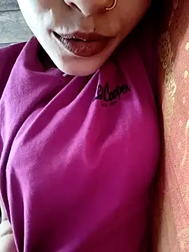 Snapshot of cute_IndianBabe chatting on September 23, 5:43 am cute IndianBabe online show from September 23, 5:43 am