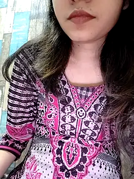 Snapshot of cute_IndianBabe chatting on November 28, 1:08 am cute IndianBabe online show from November 28, 1:08 am