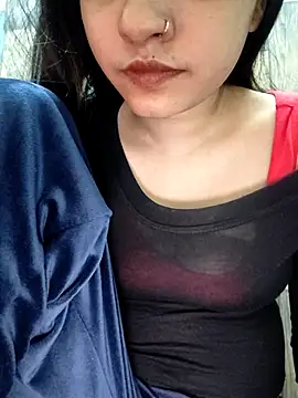 Snapshot of cute_IndianBabe chatting on December 3, 1:02 am cute IndianBabe online show from December 3, 1:02 am