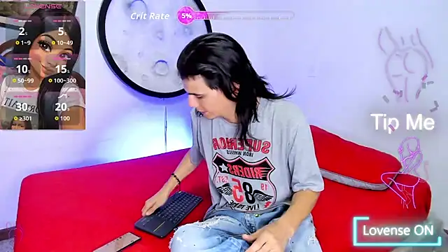 Snapshot of Martshall09 chatting on February 20, 8:09 pm Martshall09 online show from February 20, 8:09 pm