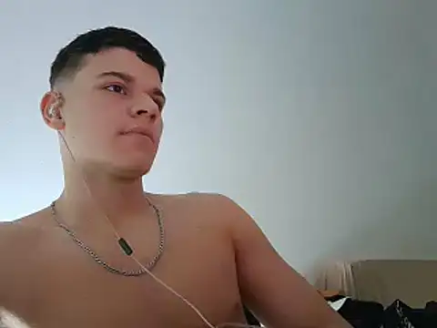 Snapshot of vitorsafado19 chatting on January 26, 3:27 am vitorsafado19 online show from January 26, 3:27 am