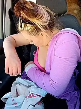 barbieinbondage7 online show from January 14, 11:31 pm