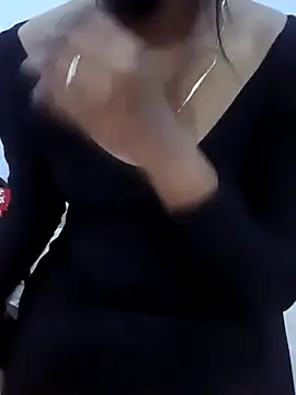 Snapshot of Vedha_Vedhika chatting on March 1, 10:53 pm Vedha Vedhika online show from March 1, 10:53 pm