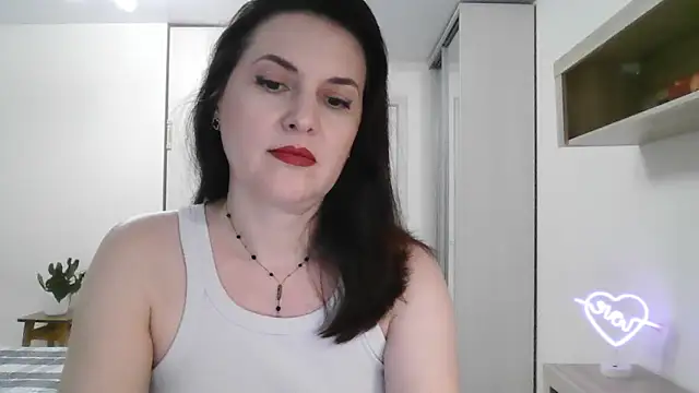 Victoria Glam online show from February 17, 6:26 pm