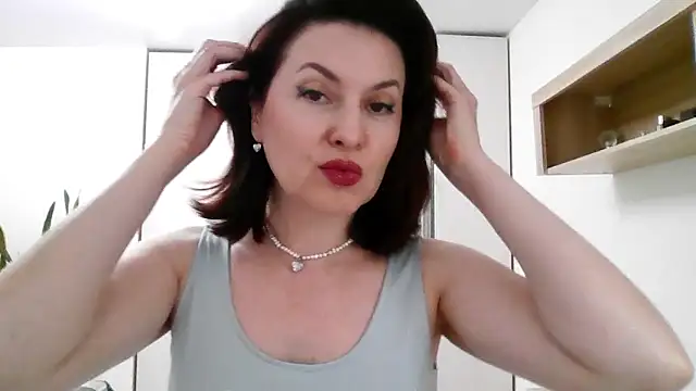 Victoria Glam online show from September 26, 5:17 pm